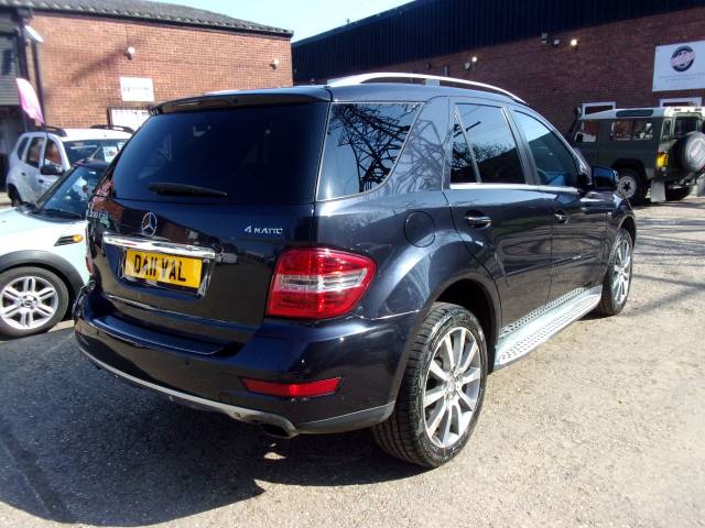 2011 Mercedes-Benz M Class 3.0 ML350 CDI BlueEFFICIENCY Grand Edition 5dr TipAuto