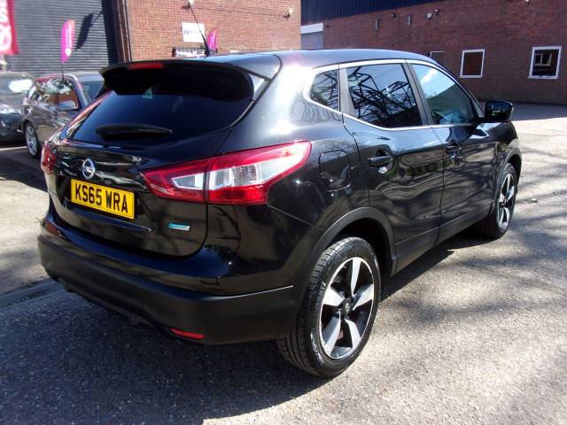 2016 Nissan Qashqai 1.5 dCi N-Tec 5dr