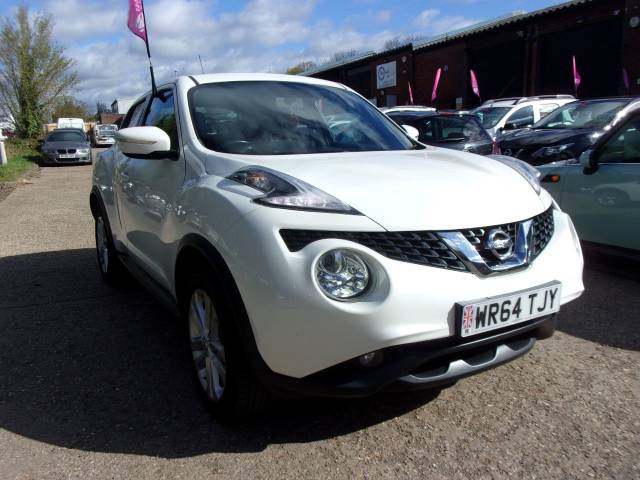 Nissan Juke 1.5 dCi Acenta Premium 5dr Hatchback Diesel White