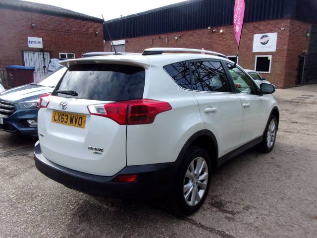 2013 Toyota Rav-4 2.2 D-4D Invincible 5dr
