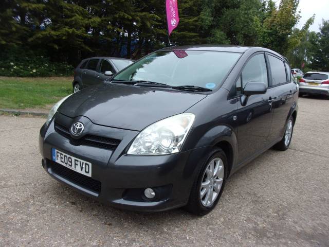 2009 Toyota Verso 1.8 VVT-i SR 5dr