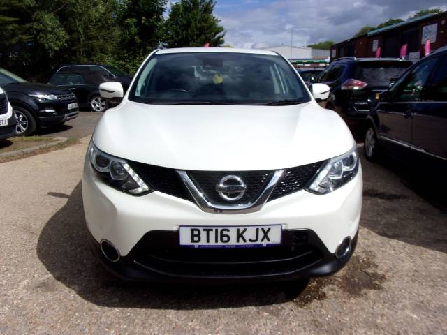 2016 Nissan Qashqai 1.5 dCi N-Connecta 5dr