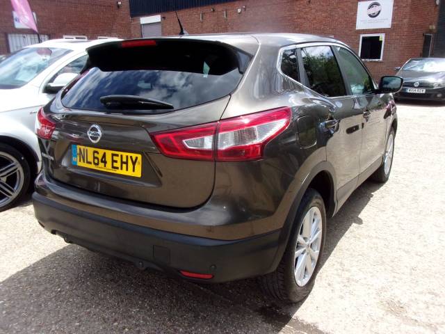 2014 Nissan Qashqai 1.6 dCi Acenta Premium 5dr 4WD