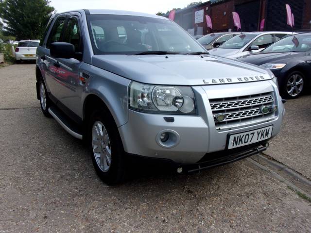 Land Rover Freelander 2.2 Td4 SE 5dr Estate Diesel Silver