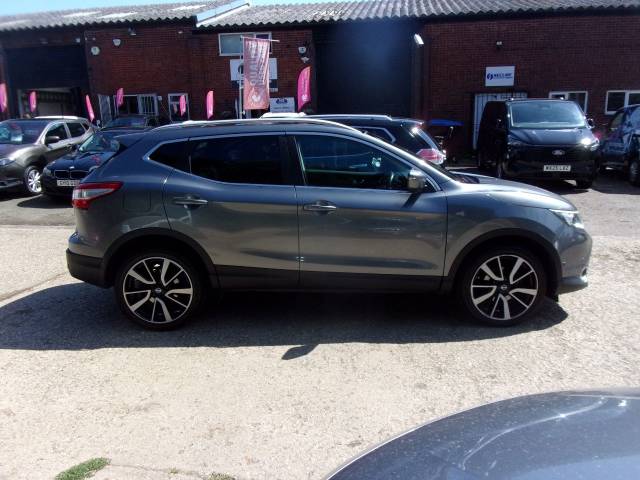 2014 Nissan Qashqai 1.5 dCi Tekna 5dr
