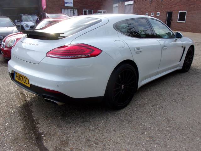 2014 Porsche Panamera 3.0 V6 Diesel 4dr Tiptronic S