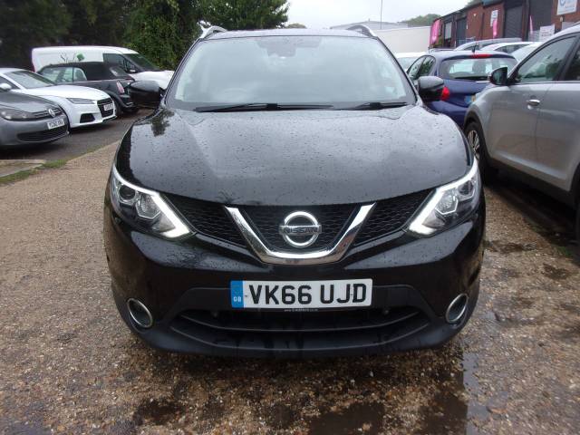 2016 Nissan Qashqai 1.6 dCi Tekna 5dr 4WD