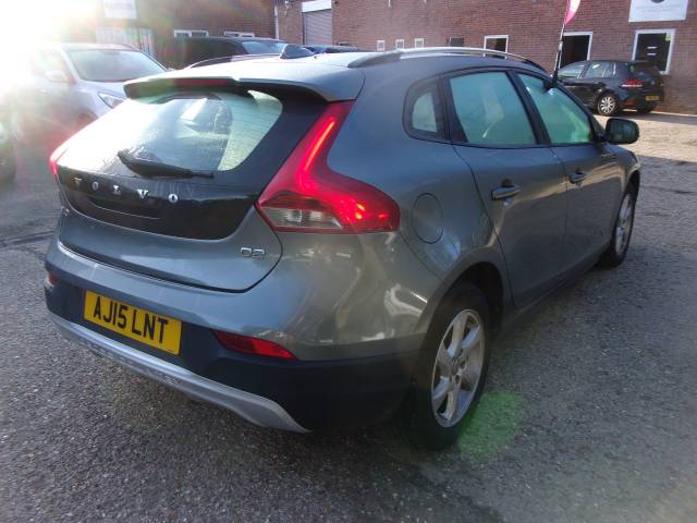 2015 Volvo V40 2.0 D2 [120] Cross Country SE 5dr