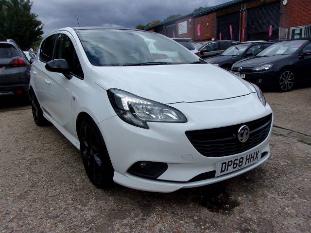 Vauxhall Corsa 1.4 SRi Vx-line Nav Black 5dr Hatchback Petrol White