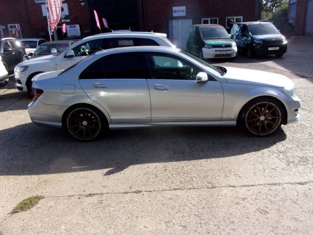 2013 Mercedes-Benz C Class 2.1 C220 CDI BlueEFFICIENCY AMG Sport 4dr Auto